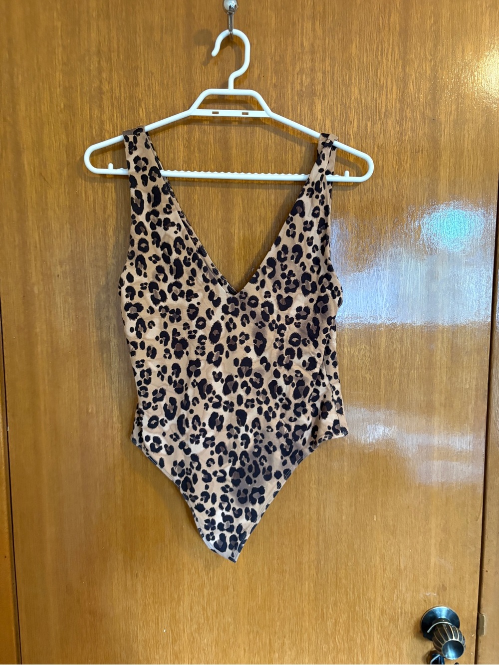 Babaton Leopard Body Contour Bodysuit